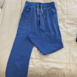 Figs Kade Cargo Scrub Pants